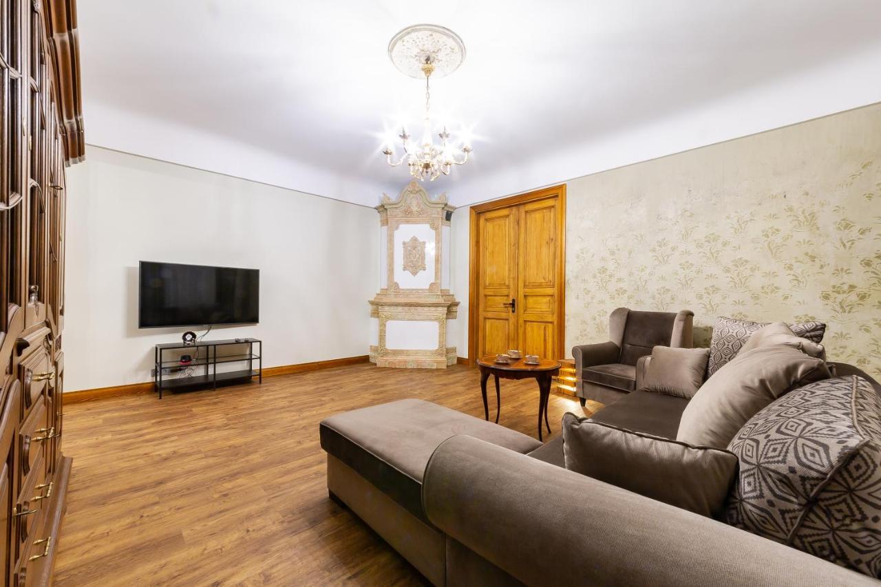 Apartamento Ancient Storie'S Ap 65Sqm Renovated Free Parking Riga Exterior foto